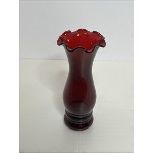 Vintage Anchor Hocking Ruby Glass Flower Vase Scalloped Top Edge 6" Tall